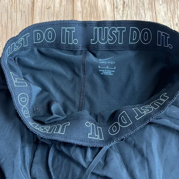 Nike WOMENS Flex Essential 2-in-1 - Picture 8 of 11